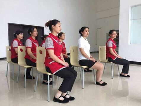 服務(wù)人員禮儀培訓(xùn)內(nèi)容